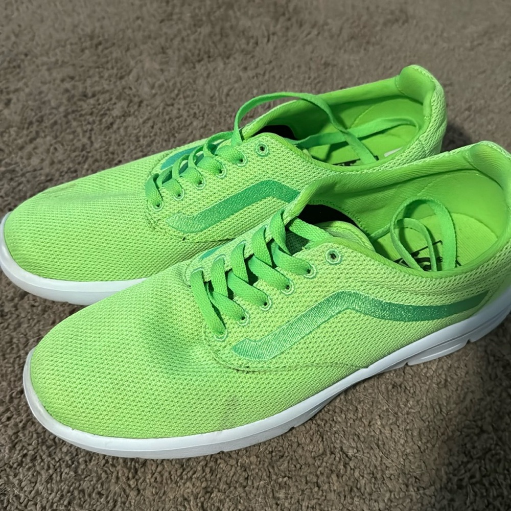 Women’s vans sneakers size 10
